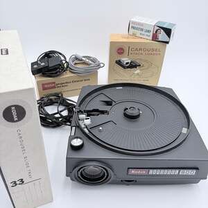 Kodak Carousel 800 Slide Projector Bundle